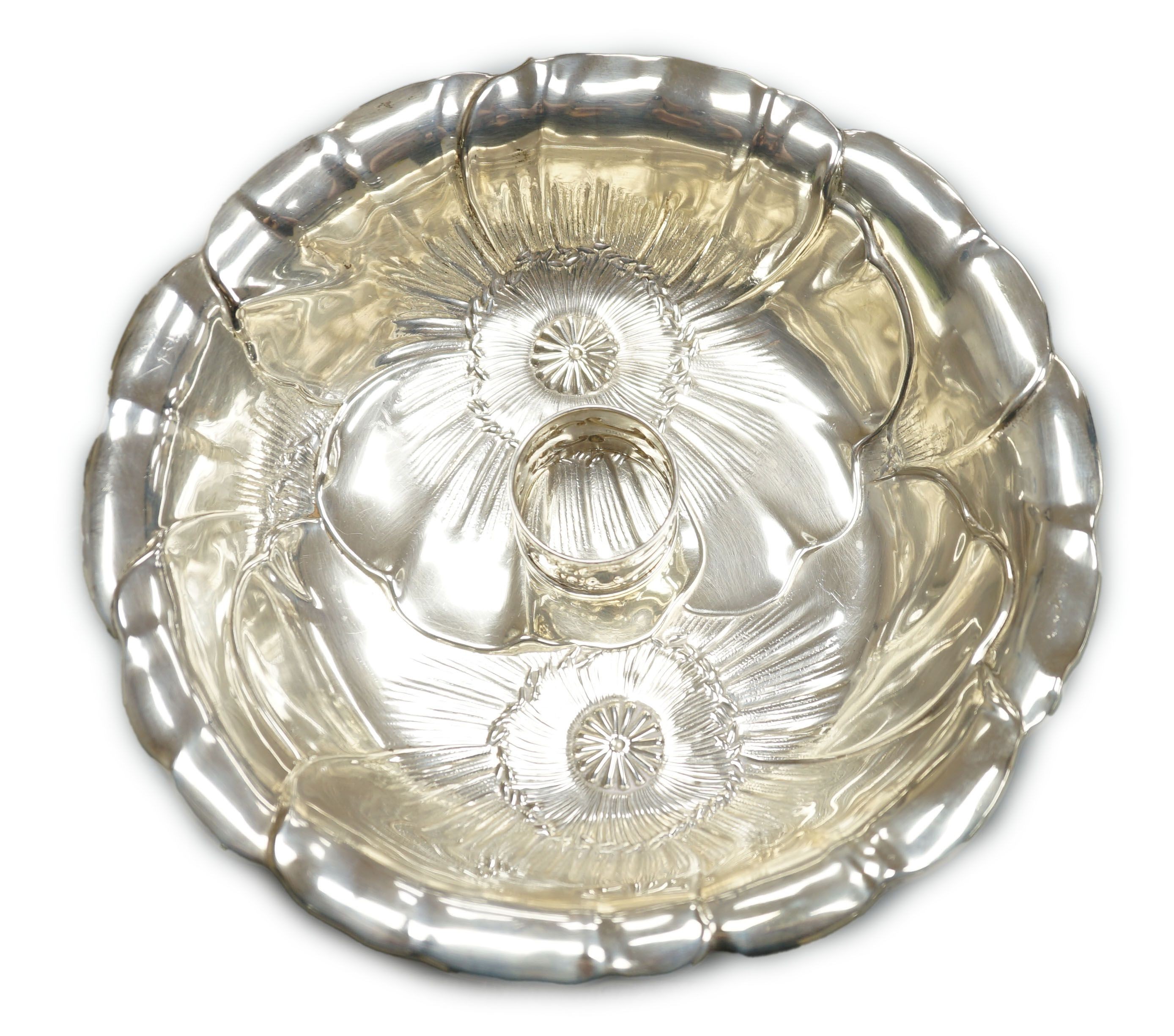 An American sterling embossed fruit bowl by Wallace, diameter 25.4cm and a Gorham sterling napkin ring, 150z.